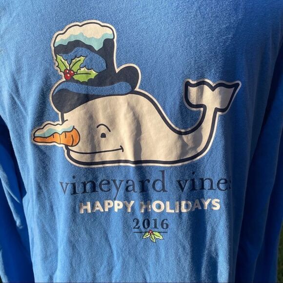 Vineyard Vines Happy Holiday 2016 Long Sleeve Blue Whale Logo Tee Shirt Top XS - Picture 4 of 8